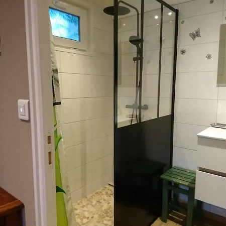 Belle Vue Apartment *